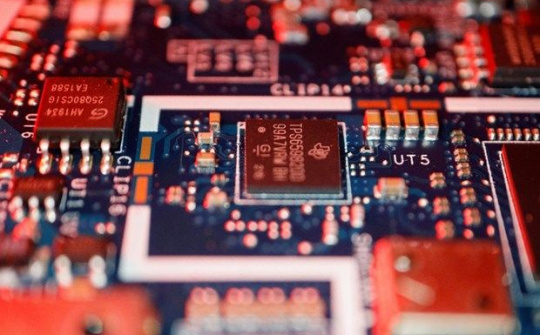 Các công ty Mỹ lên kế hoạch giảm sử dụng chip Trung Quốc