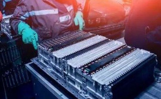 Châu Âu sẽ tiêu tốn 34 tỷ USD cho sản xuất pin xe điện
