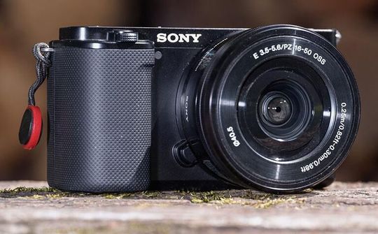 Vừa ra đời không lâu, Sony ZV-E10 đã bị ngừng sản xuất