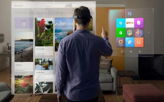 Microsoft hợp tác Samsung phát triển HoloLens 3
