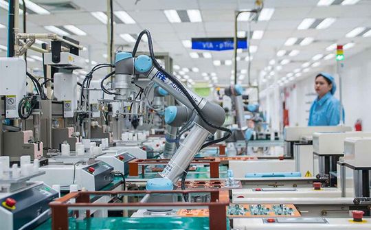 Cobots giúp đẩy lùi tai nạn lao động và hạn chế lây lan dịch bệnh 