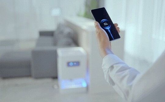 Oppo ra mắt công nghệ sạc qua không khí (Wireless Air Charging)