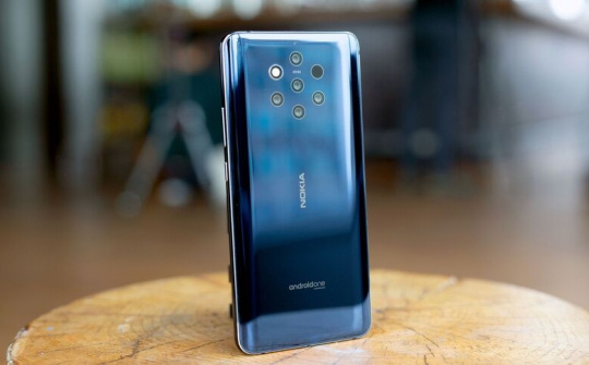 Vì sao Nokia từ bỏ smartphone cao cấp?