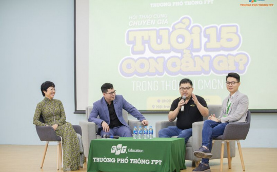 Đồng hành cùng "tuổi 15": Từ nhà ra thế giới