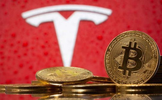 Đã có thể mua xe điện Tesla bằng Bitcoin