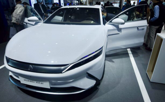 Huawei muốn lấn sân vào làng xe thế giới 