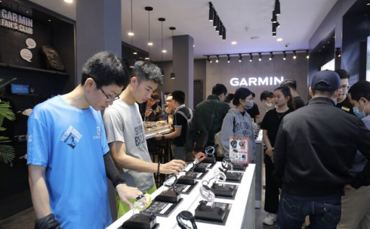FPT Shop hợp tác Garmin mở cửa hàng đầu tiên tại Việt Nam