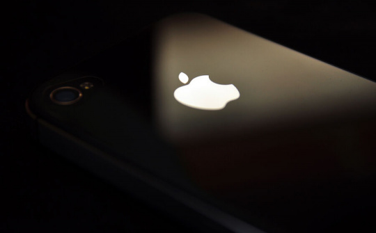 Hacker tuyên bố nắm được bí mật của Apple