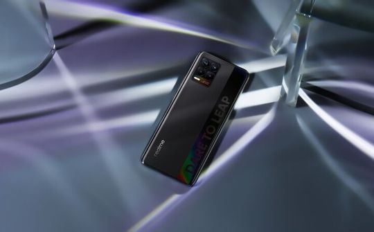 Phân khúc smartphone tầm trung có thêm sản phẩm mới từ Realme