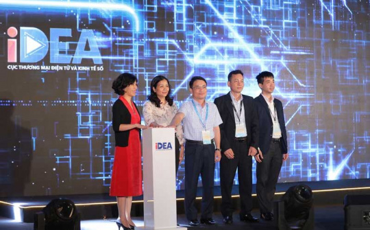 Khởi động chương trình “Kỷ nguyên bứt phá, hàng Việt vươn xa”