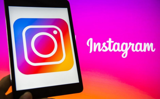 Instagram xin lỗi vì sự cố xóa story người dùng