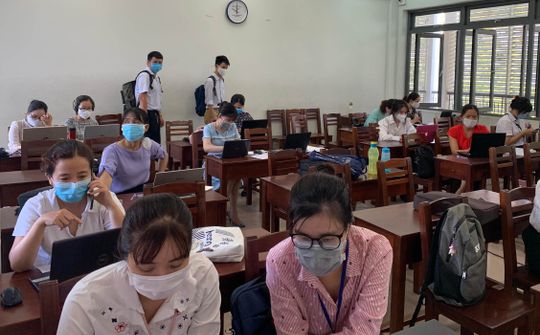 Công nghệ giúp học sinh Đà Nẵng “về đích” năm học 2020-2021