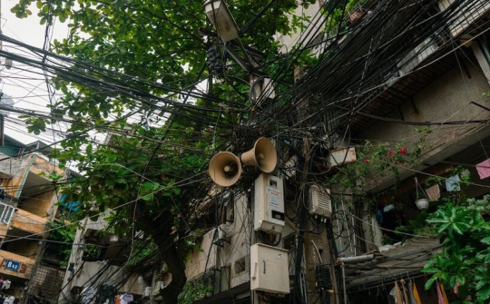 Hệ thống dây điện - “đặc sản cũ” Hà Nội