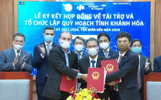 FPT và McKinsey hợp tác, cùng Khánh Hòa xây dựng chiến lược phát triển 
