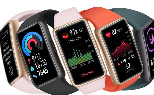 Vòng đeo tay thông minh Huawei Band 6 "cháy hàng" tại Việt Nam