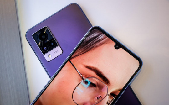 Vivo V21 5G sắp lên kệ tại Việt Nam với giá 9,9 triệu đồng