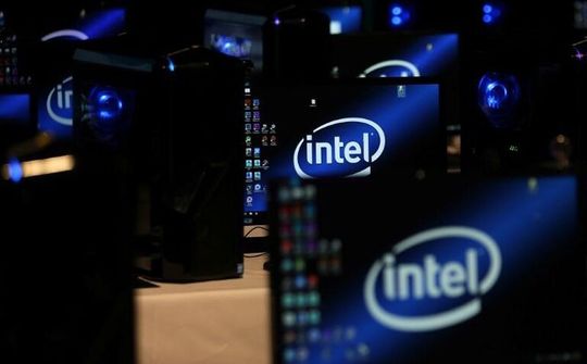 CEO Intel cảnh báo thiếu chất bán dẫn còn kéo dài 