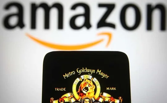 Nhà đầu tư kiếm được bao nhiêu tiền nếu rót 1.000 USD vào Amazon 10 năm trước?