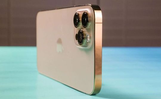 Apple hướng đến ra mắt iPhone không nút bấm vật lý
