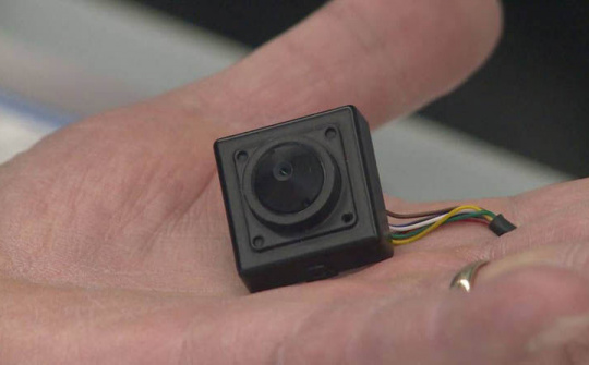 Trung Quốc truy quét "chợ đen" camera quay lén