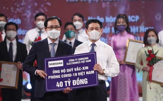 Samsung Việt Nam ủng hộ 56 tỷ đồng chung tay phòng, chống dịch COVID-19
