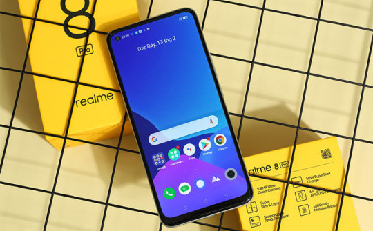 Realme 8 Pro có thêm màu mới tại Việt Nam, giá không đổi