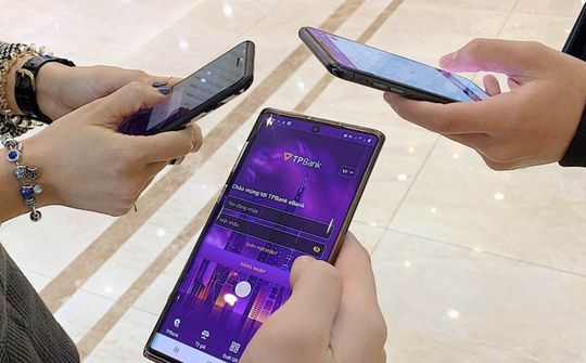 "Bí kíp" lựa chọn tài khoản ngân hàng của người Việt trẻ