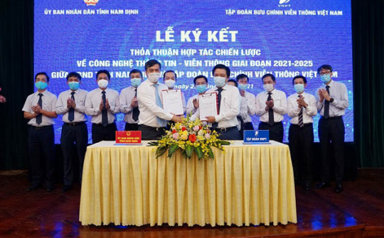 VNPT đồng hành cùng Nam Định triển khai chuyển đổi số
