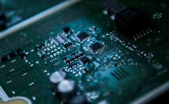 Nhật Bản cần đầu tư ít nhất 1.000 tỷ yen để vực dậy ngành bán dẫn