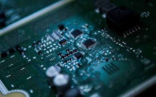 Nhật Bản cần đầu tư ít nhất 1.000 tỷ yen để vực dậy ngành bán dẫn