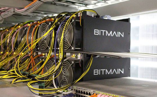 Bitmain ngưng bán máy đào tiền điện tử sau lệnh cấm của Trung Quốc
