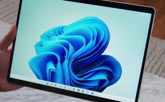 Nhiều cải tiến Windows 11 được thể hiện trên Surface Pro X