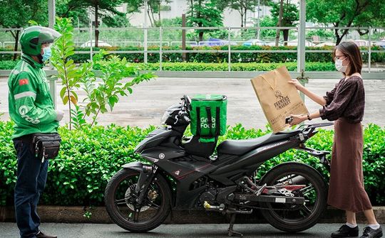 Grab mở rộng dịch vụ GrabExpress siêu tốc trong mùa dịch Covid-19