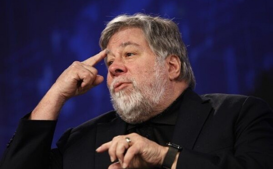 Đồng sáng lập Apple thua kiện trước YouTube