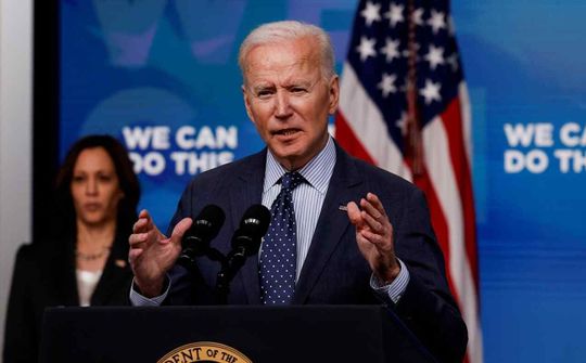 Tổng thống Mỹ Joe Biden cấm đầu tư vào hàng chục công ty Trung Quốc