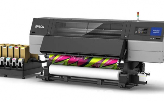 Epson Việt Nam ra mắt máy in công nghiệp SC-F10030H chuyển nhiệt thăng hoa