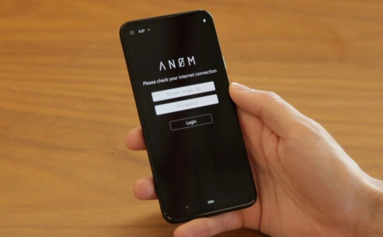 Google Pixel 4a - "con ngựa Thành Troy" của FBI