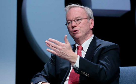 Cựu CEO Google đánh giá trình độ phát triển AI của Trung Quốc gần kịp Mỹ