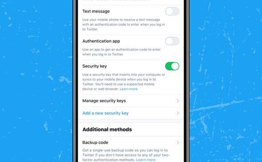 Twitter cho xác minh 2 bước bằng khóa bảo mật vật lý