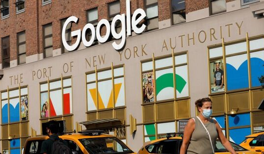 Google giảm lương các nhân viên làm việc toàn thời gian ở nhà