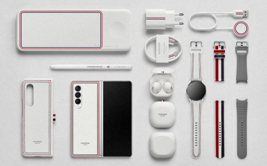 Samsung ra mắt bộ đôi màn hình gập Galaxy Z Fold3 5G và Galaxy Z Flip3 5G