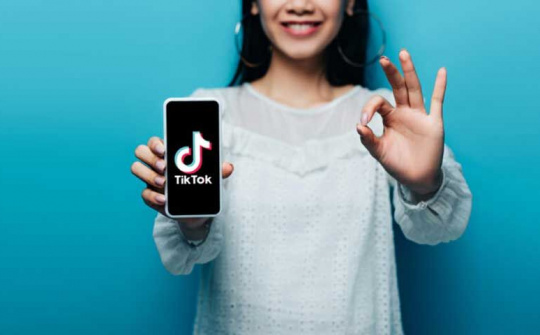 TikTok sẽ không đẩy thông báo cho người dùng vị thành niên sau 10 giờ tối