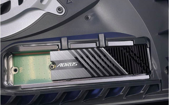 SSD AORUS Gen4 7000s mở khóa cho máy PS5