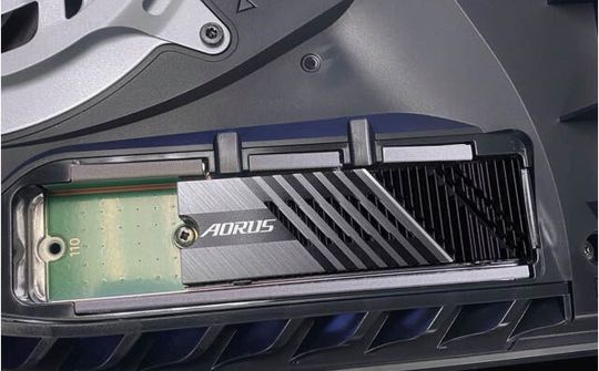 SSD AORUS Gen4 7000s mở khóa cho máy PS5