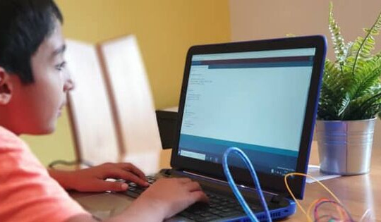 Lập trình viên 12 tuổi kiếm được hơn 400.000 USD