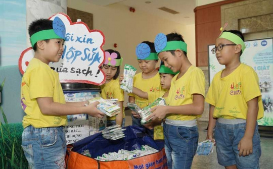 3 năm, Tetra Pak thu gom được hơn 632 tấn vỏ hộp đồ uống đưa đi tái chế