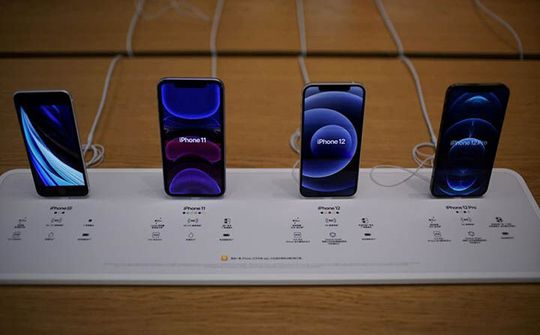 iPhone chiếm thị phần vượt trội phân khúc smartphone cao cấp