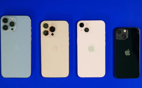 iPhone 13 mã VN/A giá từ 22 triệu, được bán ra trong tháng 10