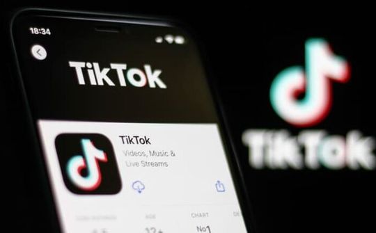 TikTok thu hút lượng lớn người dùng bất chấp khó khăn