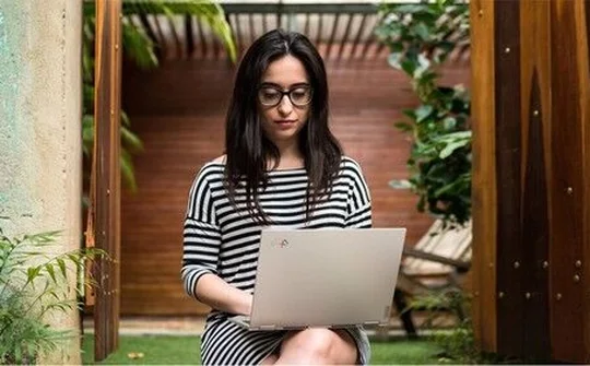 Dự báo xu hướng công nghệ năm 2022 của Lenovo: Mô hình kết hợp (hybrid), bền vững và cá nhân hóa